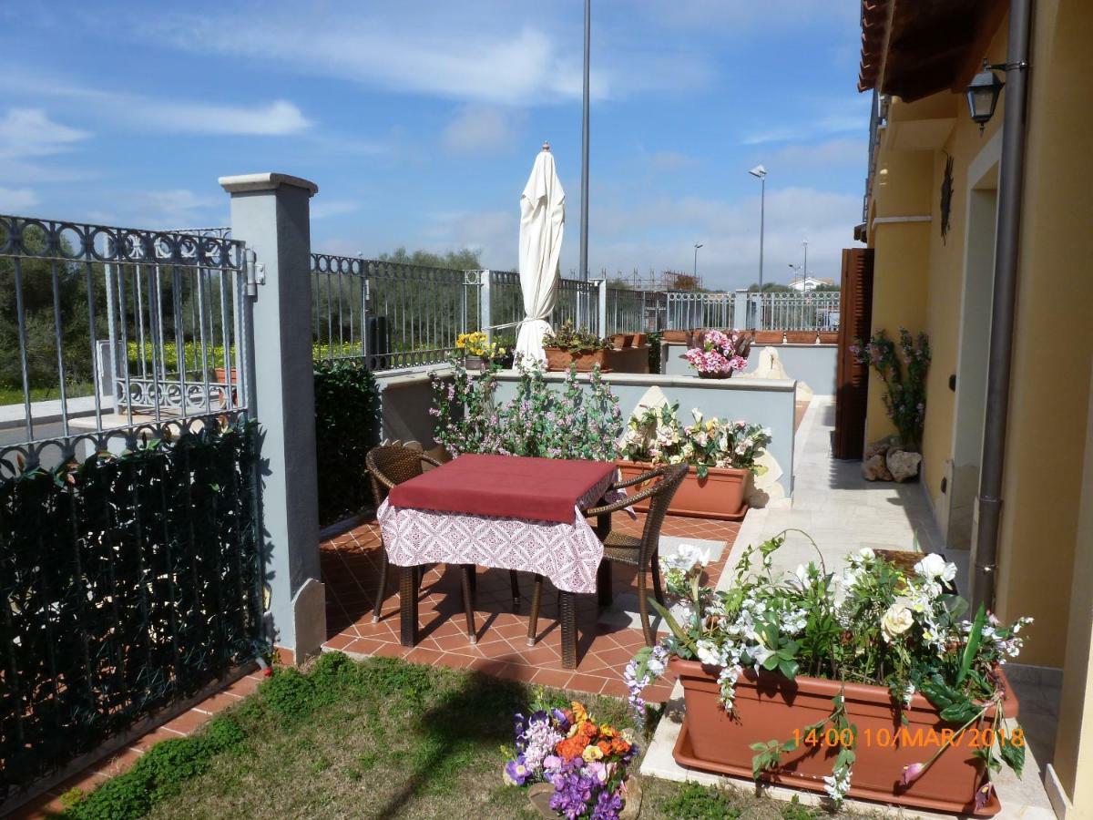 Emozioni D'Estate Bed & Breakfast Pula Luaran gambar