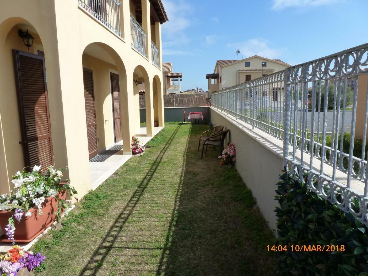 Emozioni D'Estate Bed & Breakfast Pula Luaran gambar