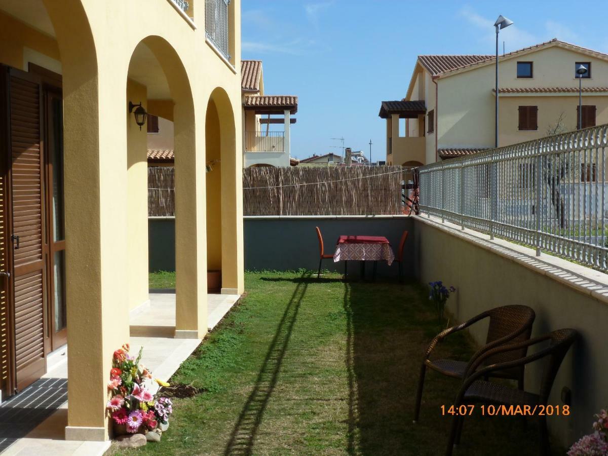 Emozioni D'Estate Bed & Breakfast Pula Luaran gambar